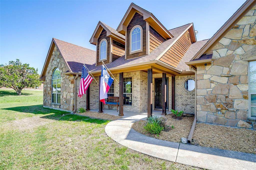 777 Trailwood Drive - Photo 1