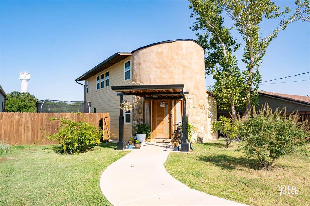 507 Ostrom Avenue - Photo 1