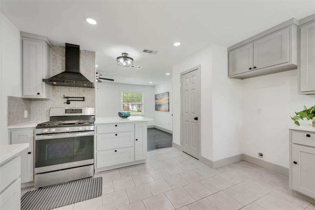 10166 San Lorenzo Drive - Photo 1