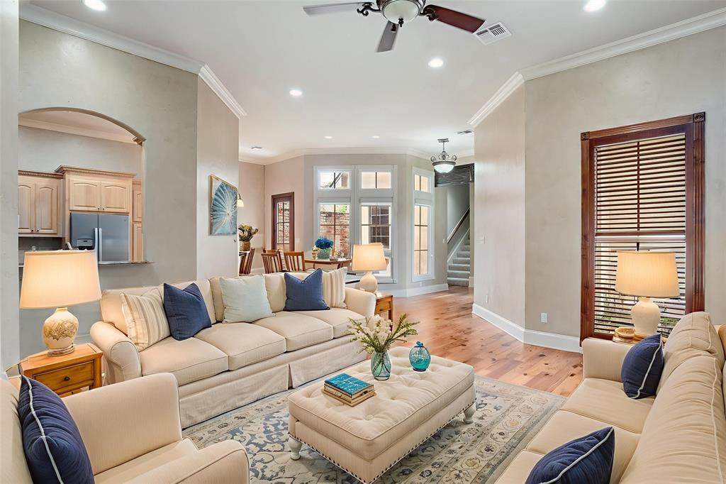 145 Carondelet Court - Photo 1