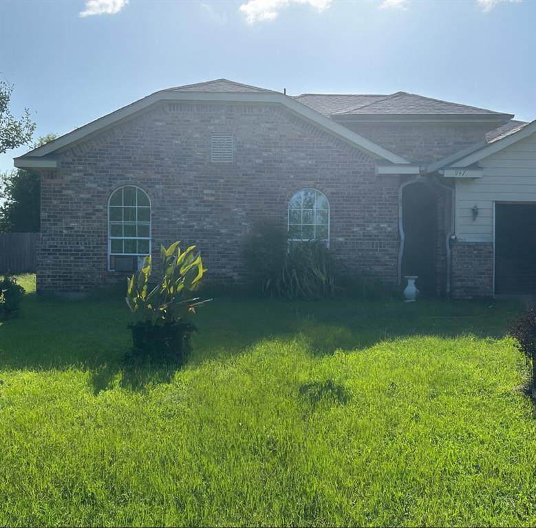 947 Harbor Point Road - Photo 1