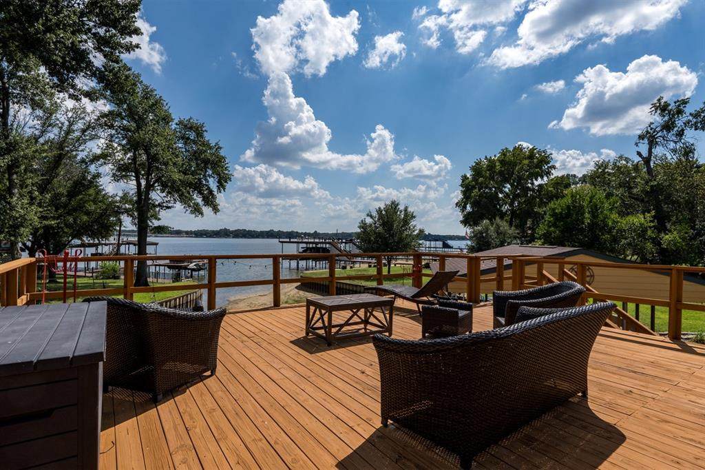 301 Lake Front Drive - Photo 1