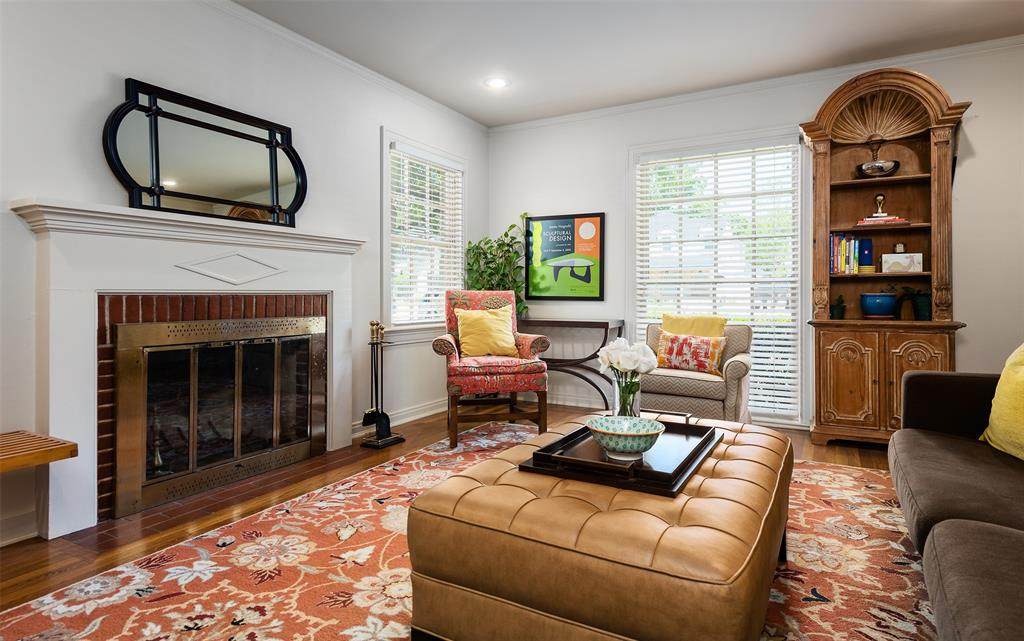 5122 Amherst Avenue - Photo 1