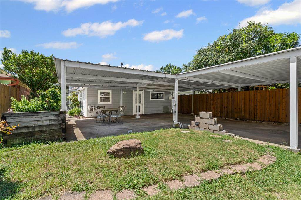 1313 Abbott Drive - Photo 1