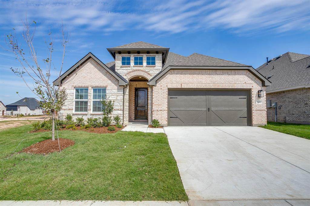 909 Schuberts Road - Photo 1