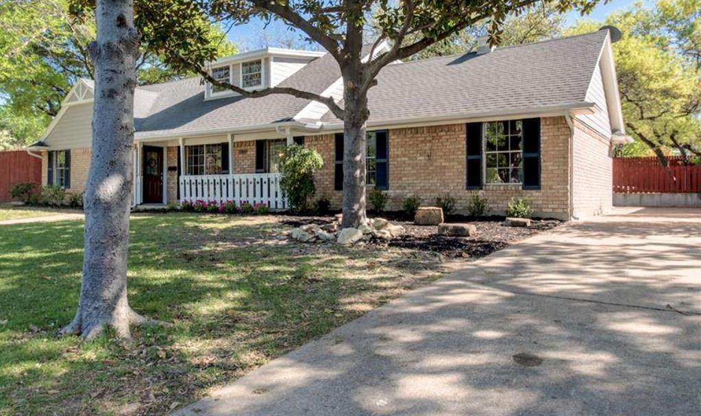 2888 Reedcroft Drive - Photo 1