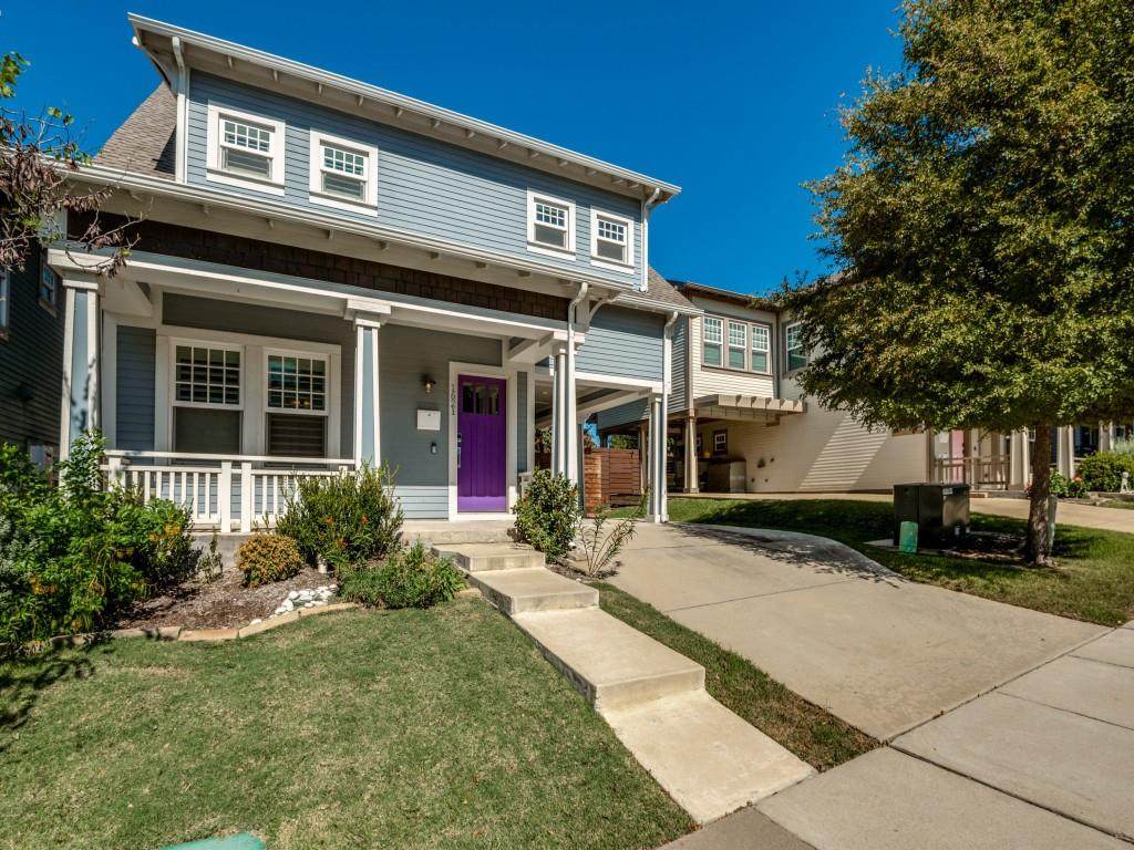 1621 Kyle Avenue - Photo 1