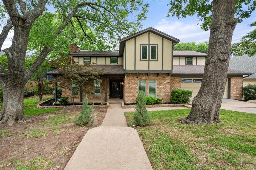 1404 Creekford Drive - Photo 1