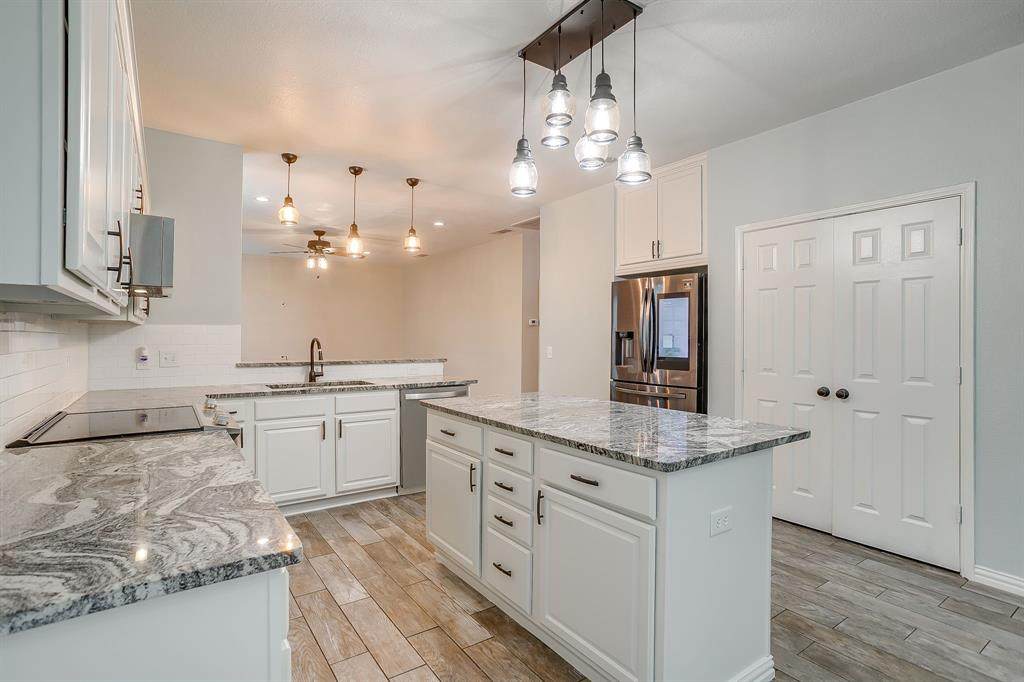 4812 Parkmount Drive - Photo 1