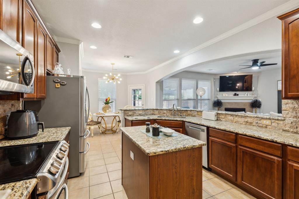 541 Kirby Drive - Photo 1