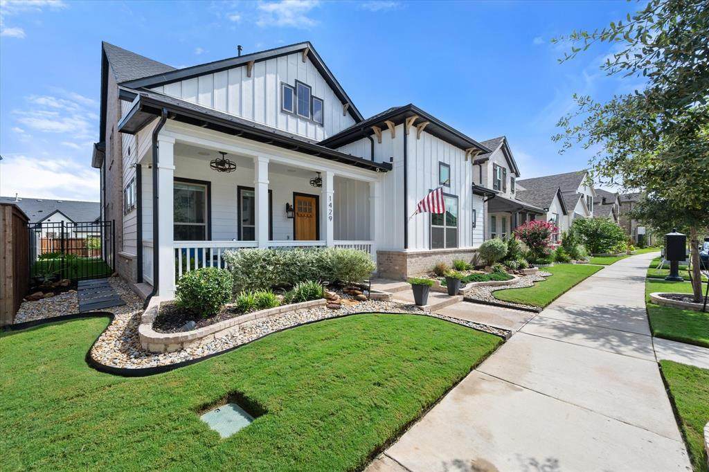 1429 Cypress Thorn Drive - Photo 1