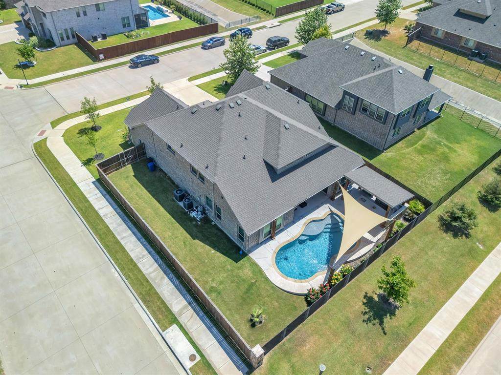 4002 Grove Valley Road - Photo 1