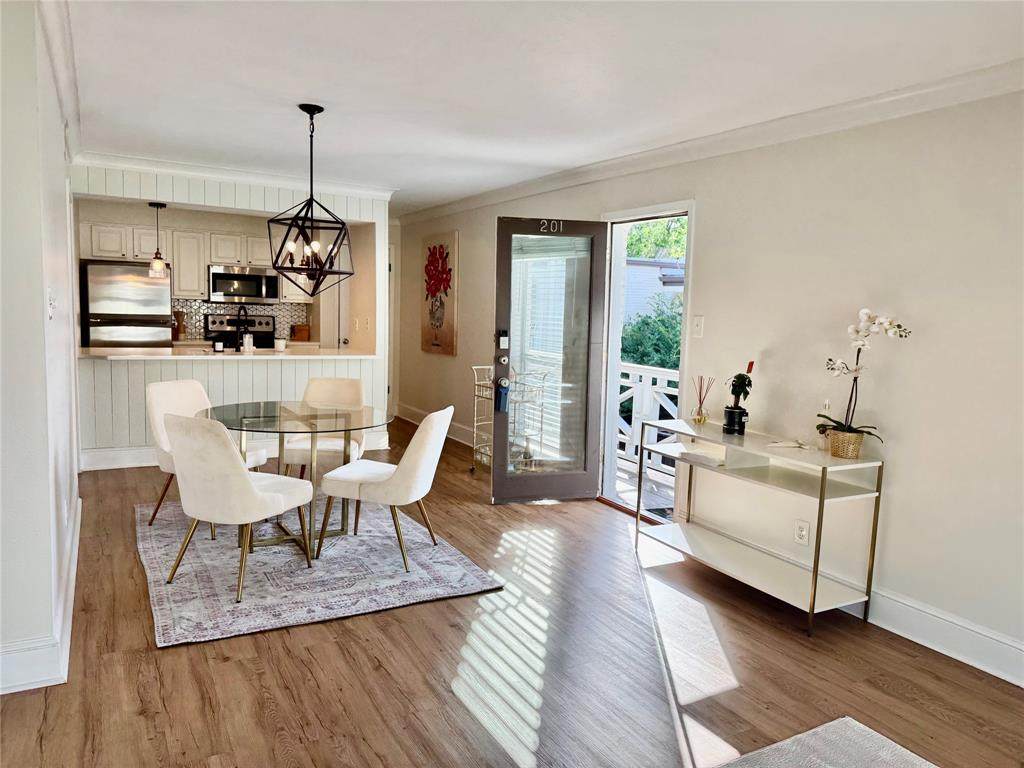 5907 University Boulevard - Photo 1