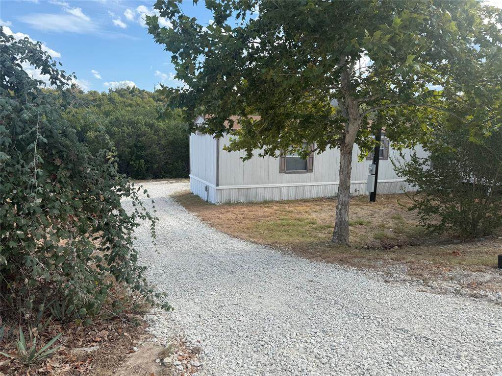 1321 Phoenix Court - Photo 1