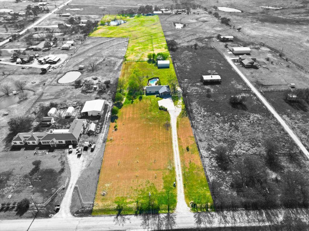 3873 Lois Road - Photo 1