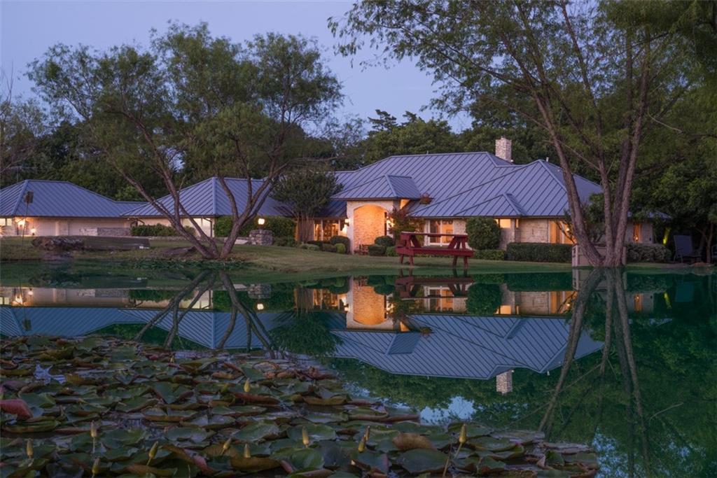 510 Meandering Way - Photo 1