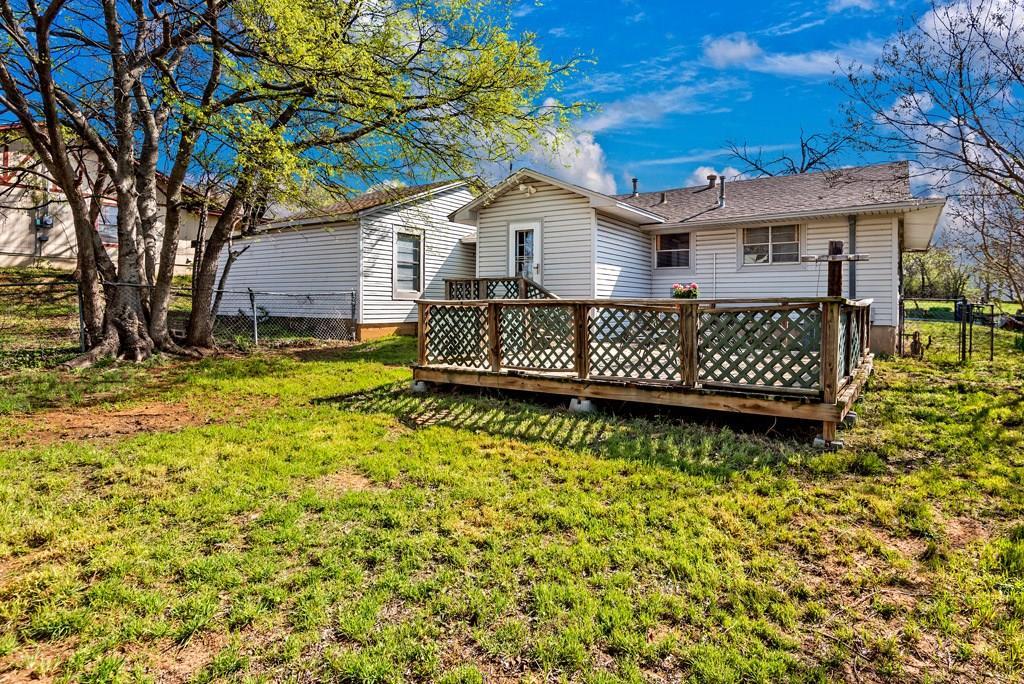 1509 Tone Avenue - Photo 1