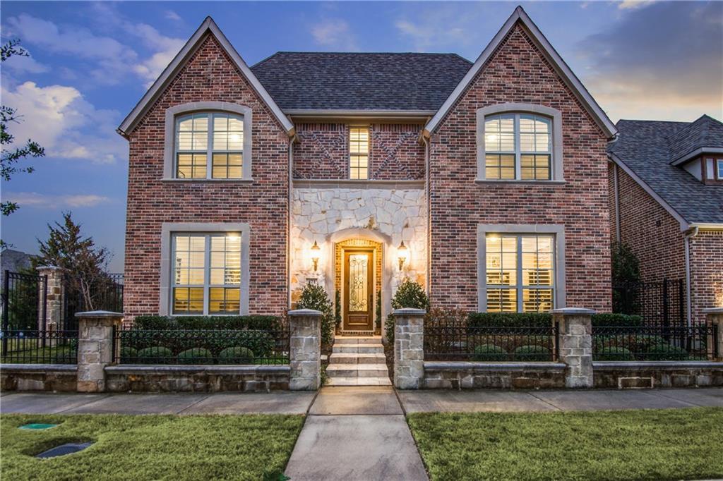 421 Palladian Boulevard - Photo 1