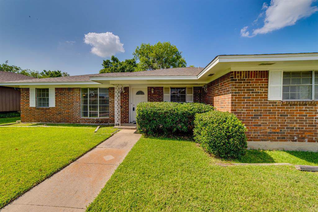 1801 Taylor Street - Photo 1