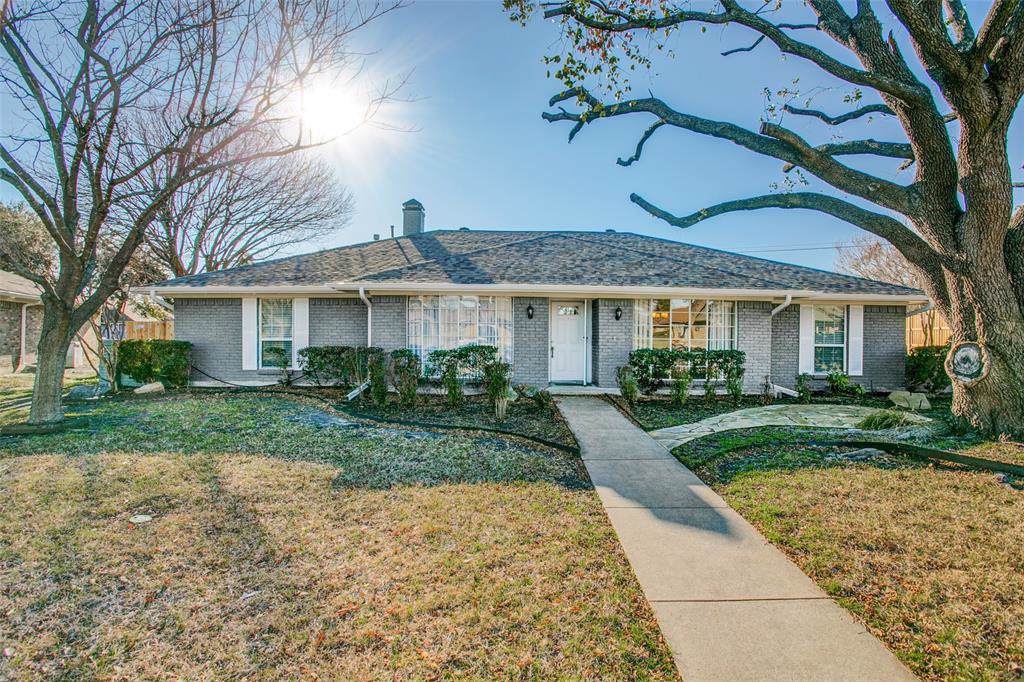 466 Goodwin Drive - Photo 1