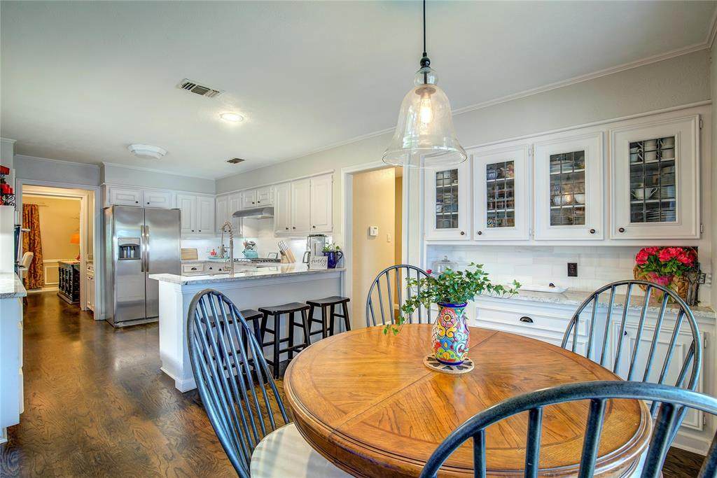 313 Glenn Avenue - Photo 1