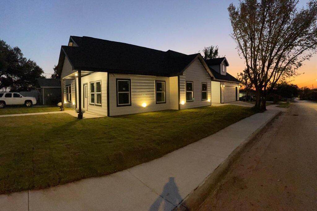 1450 Langston Street - Photo 1