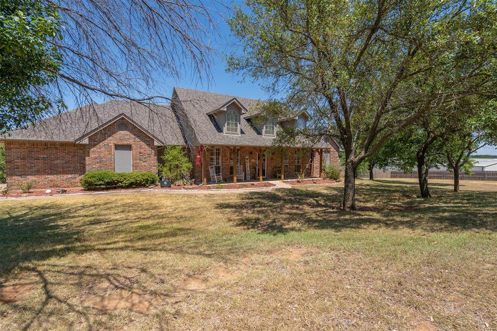 950 Yvonne Drive - Photo 1