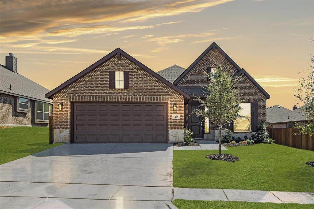1829 Barberry - Photo 1