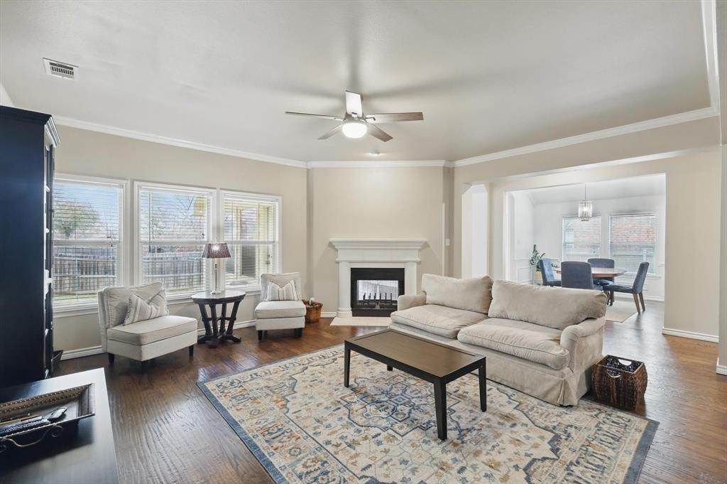 3505 Mustang Drive - Photo 1