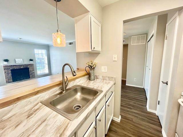 7621 Mccallum Boulevard - Photo 1