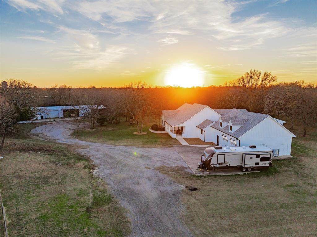 10290 County Road 2446 - Photo 1