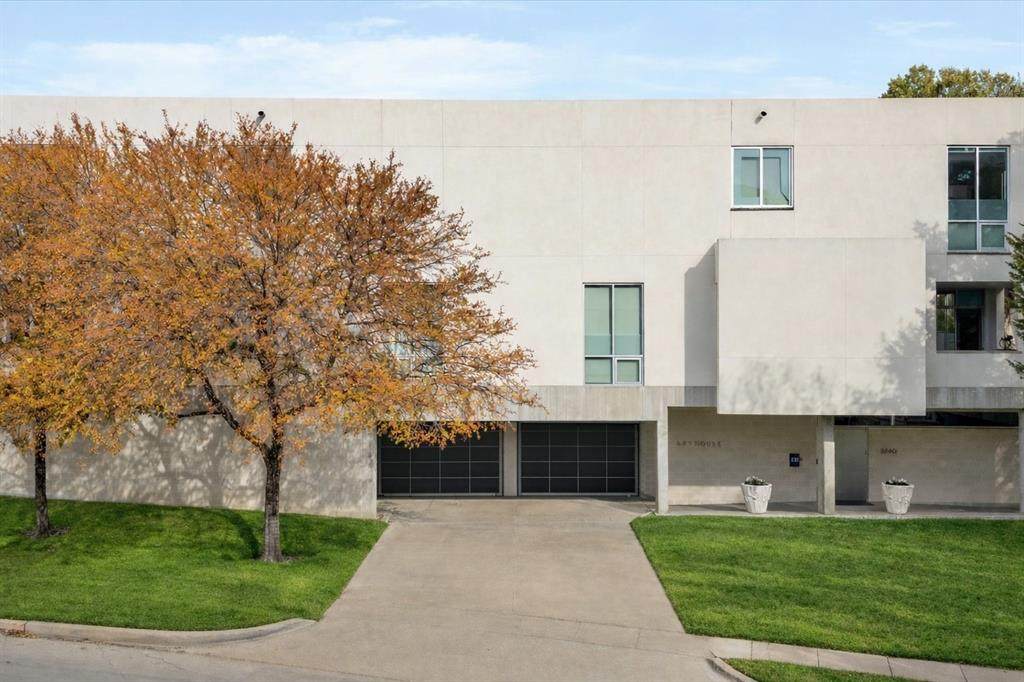 3740 Holland Avenue - Photo 1