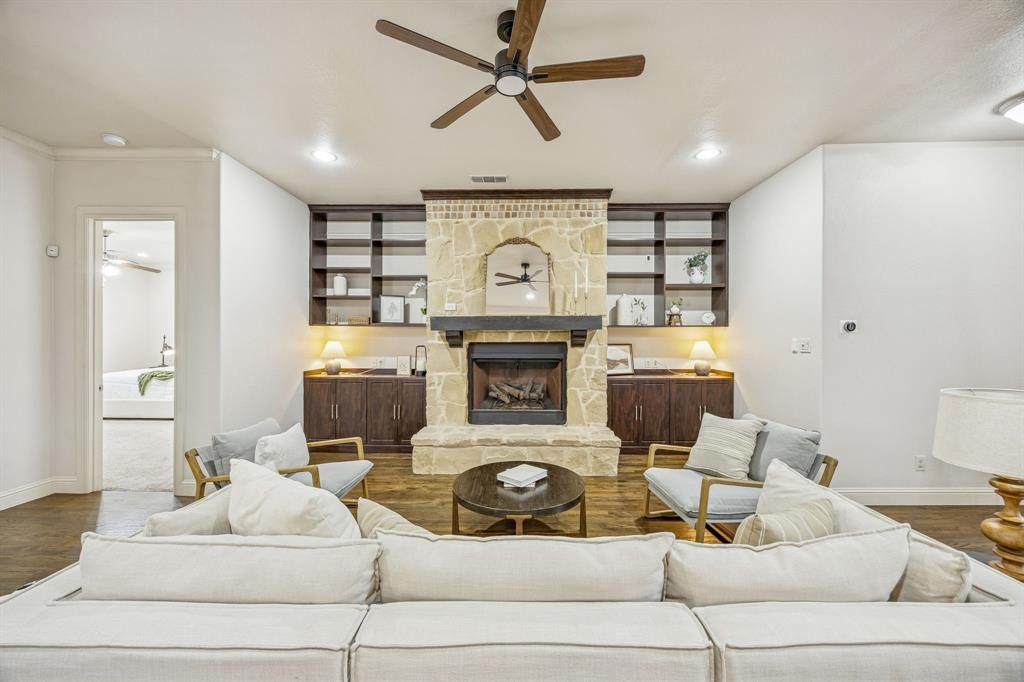 5717 Naples Drive - Photo 1