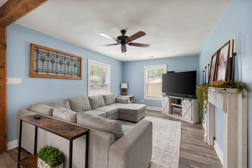 516 Ross Street - Photo 1