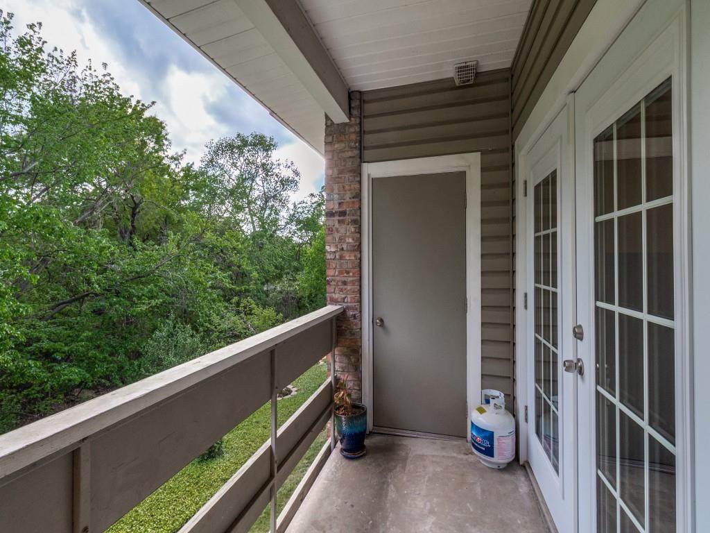 8550 Fair Oaks Crossing - Photo 1