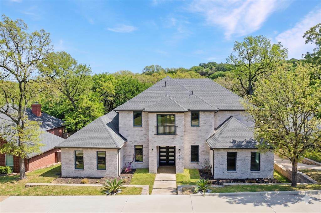 2415 Valley View Drive - Photo 1