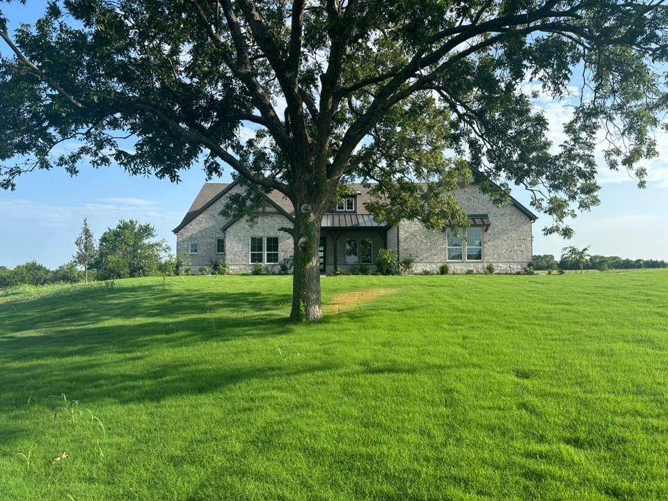 205 Cobb Road - Photo 1