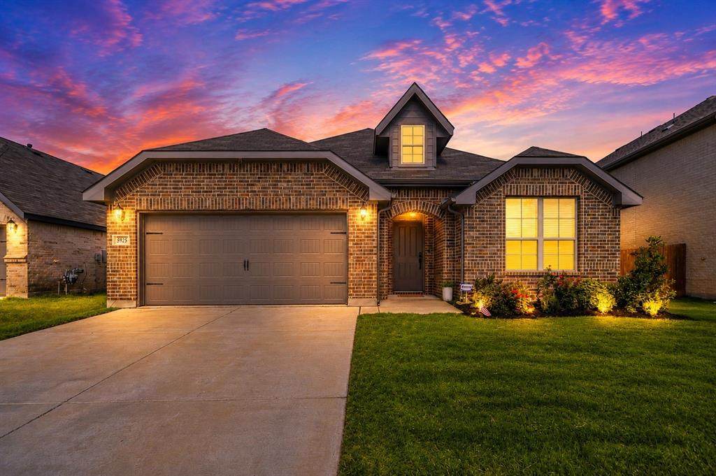 5925 Lovills Creek Street - Photo 1