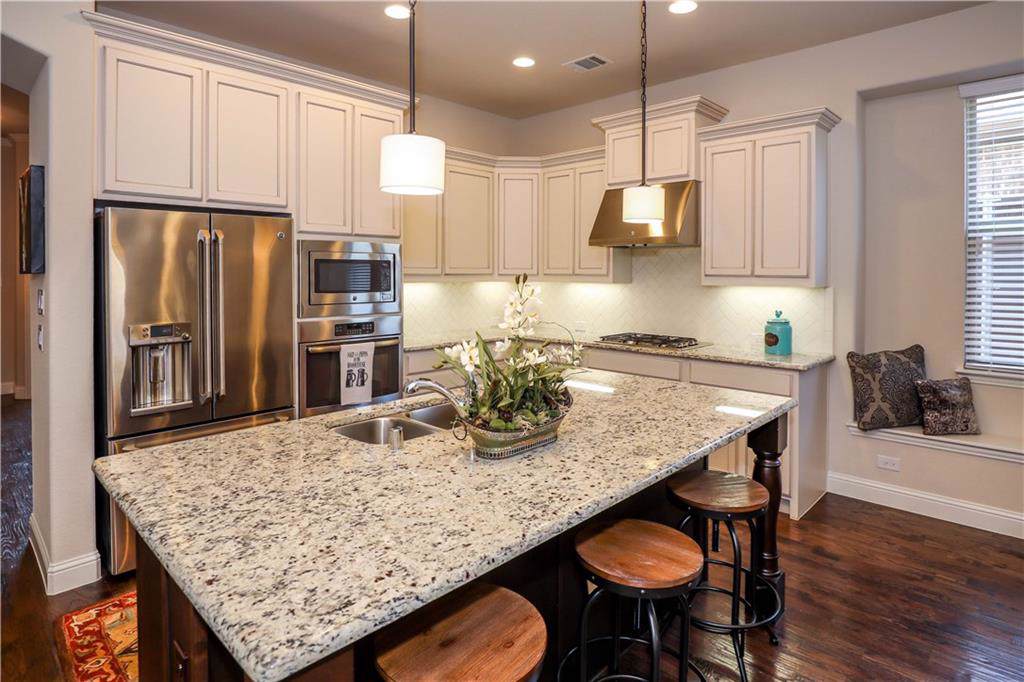 5516 Grove Cove Drive - Photo 1