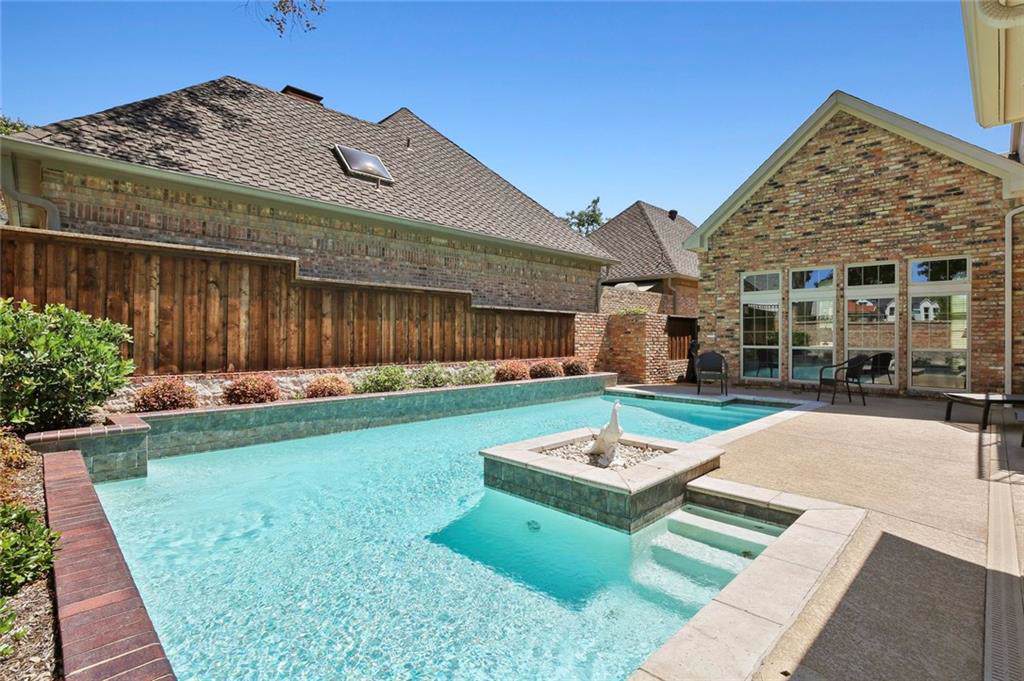 6633 Crestway Court - Photo 1