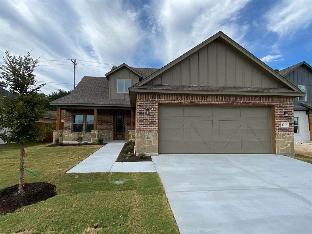 1317 Thistle Hill - Photo 1