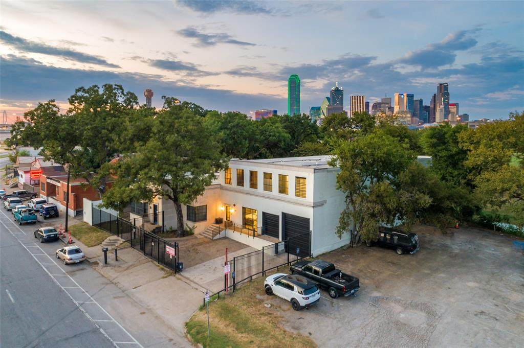 1212 Riverfront Boulevard - Photo 1