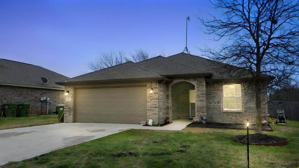 227 Walnut Bend Road - Photo 1
