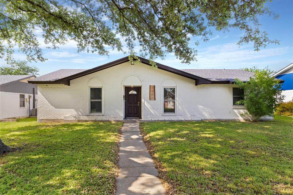1501 Crockett Street - Photo 1