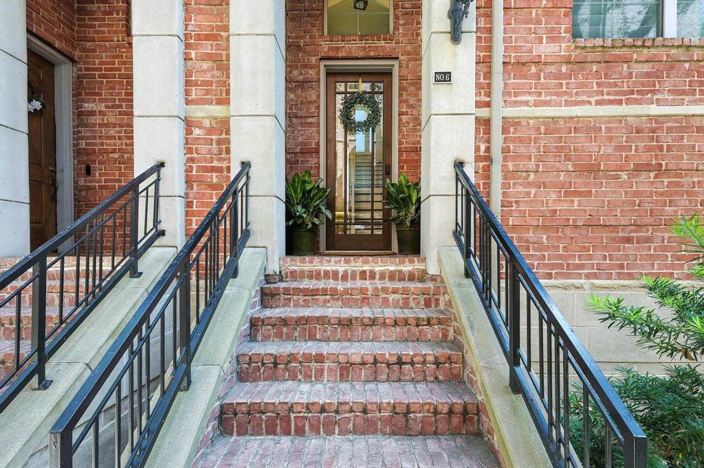 1500 Pecos Street - Photo 1