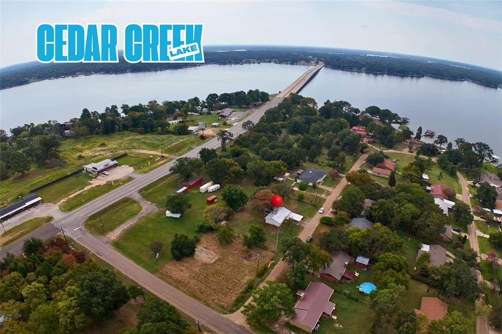 107 Bayside Drive - Photo 1