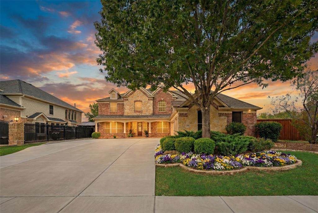 3027 Pamplona - Photo 1