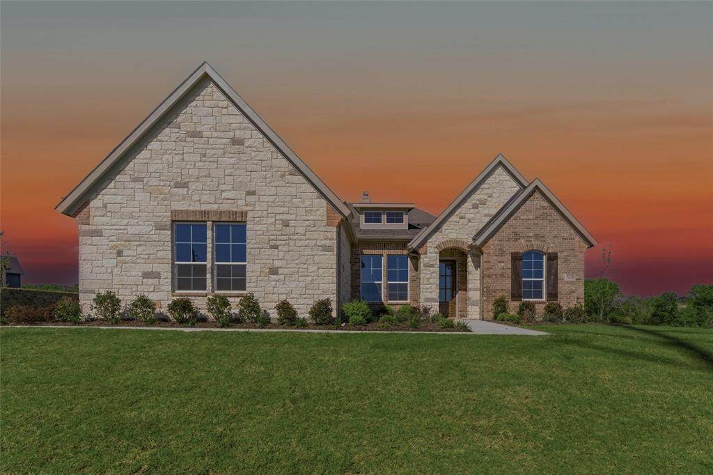 513 Lantana Drive - Photo 1