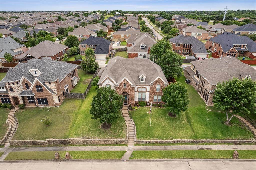 4105 Claridge Terrace - Photo 1