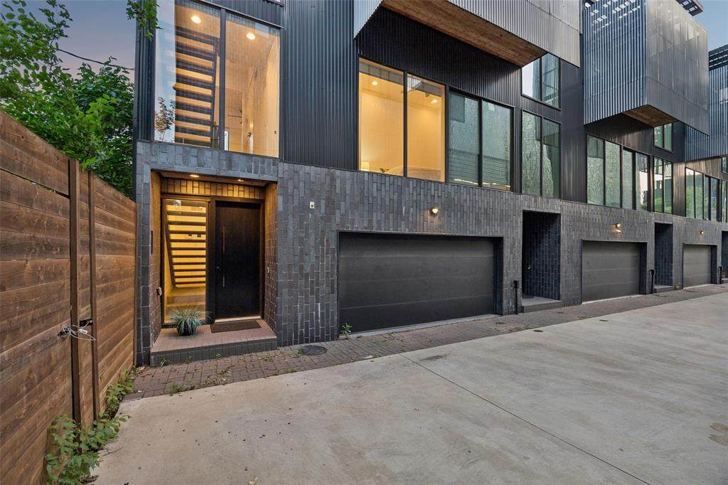 4828 Caxton Court - Photo 1